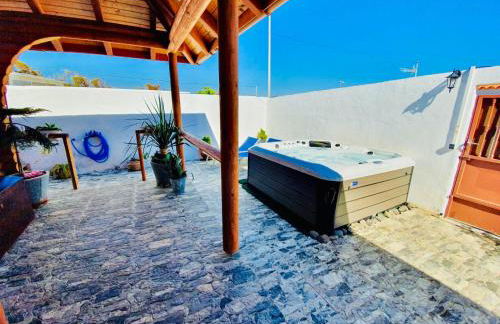 Wild House - Photo 4