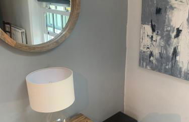 Top Floor. Top Notch. Tranquil Treat. Stone's throw from Thames. - Foto 2