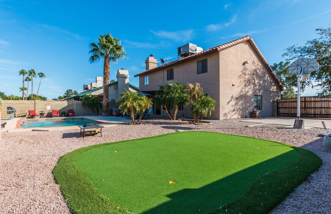 Backyard Playground! Golf Sport Court & Hot Tub! - Foto 26