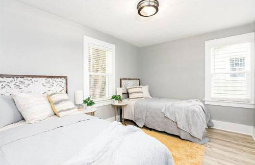 South Bend Serenity: Freshly Renovated 3BR 2mi ND - Foto 2