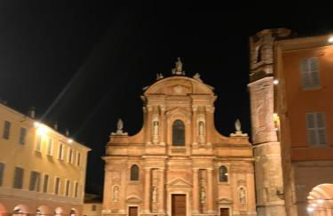 ROSSENA HOME tranquillo appartamento, con giardino, vicino al centro ed all'Ospedale Santa Maria Nuova SMN - Foto 64