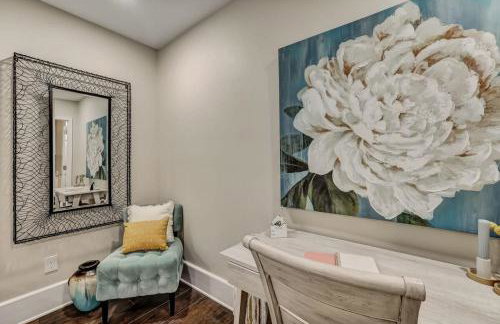 Cozy Riverside Villa - Walkable to Bars & Restaurants - Foto 14