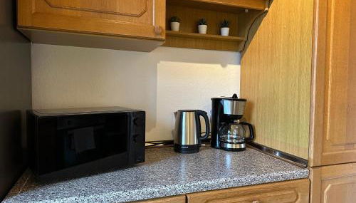 3-Zimmer Apartment für Monteure & Geschäftsreisende: Schnelles Internet - Foto 4, minibar