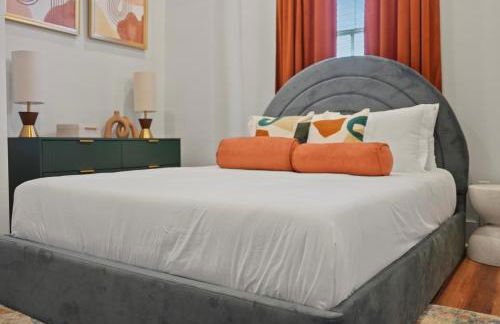 Chic Pink Villa by NestNGo Escapes with 2 car private parking - Foto 5