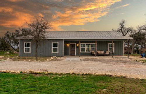 Game Barn, Cowboy Pool, 17ft Movie Screen - sleeps 10 - Foto 47