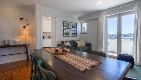 Charming Belém 3BDR Property by LovelyStay - Photo 2