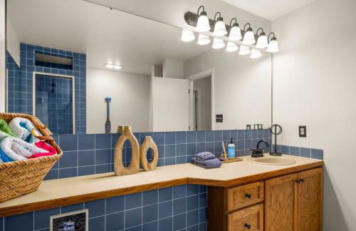 Paddle & Pine - Lake Views & Private Dock Access - Photo 26