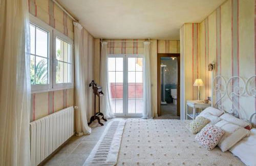 Villa Leandro, First Line Villa with amazing sea views and private access to the sea! - Photo 32