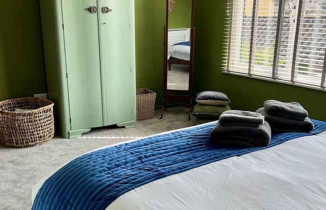 Outstanding 3 Bedroom Townhouse in Hertford - Foto 4