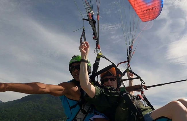 Paragliding in Rio de Janeiro - Photo 1