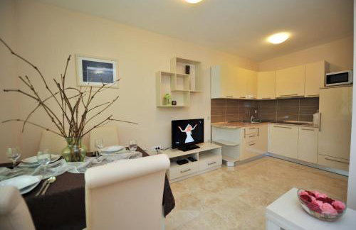Lastura Aparthotel - Foto 19