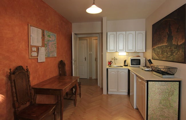Cosy Rustic 1 Bedroom Apartment in Mala Strana - Foto 8