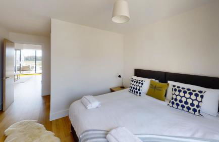 Lakeside property with spa access on a nature reserve Beaumont Village 25 BV25 - Photo 13