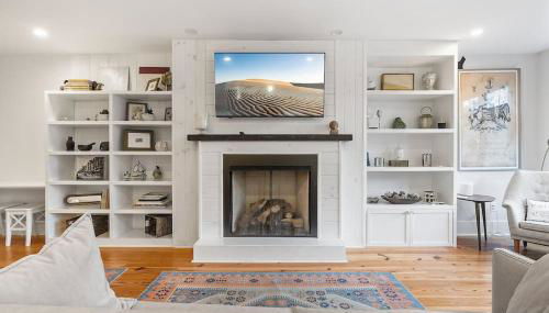 Designer 3 BR Townhome with Beautiful Backyard - Foto 5