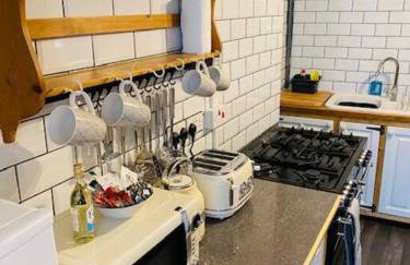 Bikers Grove Cottage - Foto 13