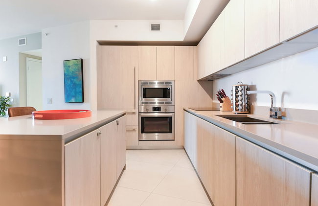 Splendid Resort - Oceanview 1BDR & 1BA Apt Right on the Beach, Heated pool, GYM - Foto 141