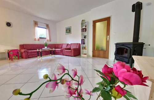 SWIM and CLIMB BAŠKA HOLIDAY HOUSE - island KRK - Foto 18