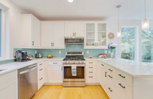 Lolis Place by Avantstay Walk to the Beach + Private Hot Tub - Foto 13