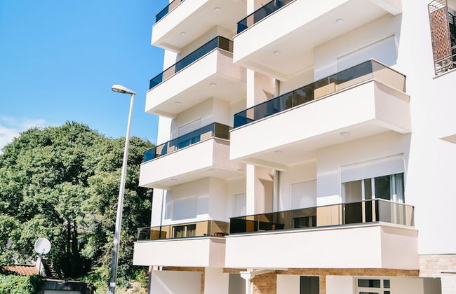 Riva Luxury - Foto 1