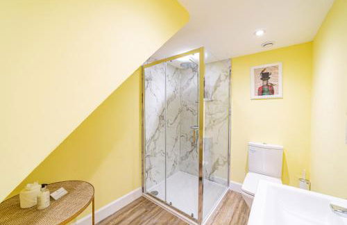 Gardener’s Cottage with Hot Tub - Foto 11