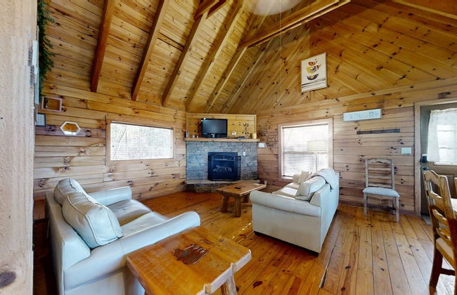 Adelaide's Den 2 Bedroom Cabin by RedAwning - Foto 11