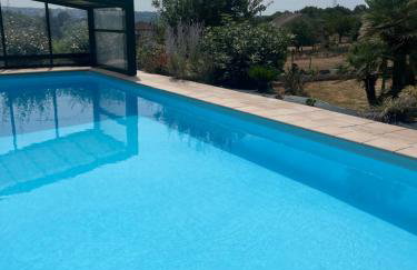 Charmante petite maison entre ville et campagne avec piscine - Photo 17