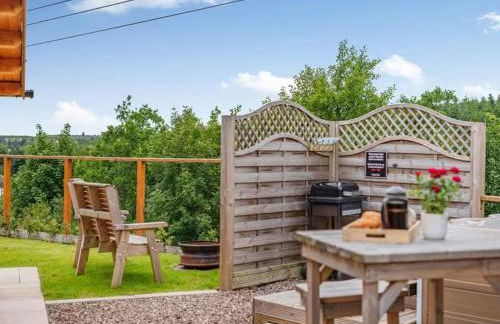 Lochinvar - Clydesdale Log Cabin with Hot Tub - Photo 9