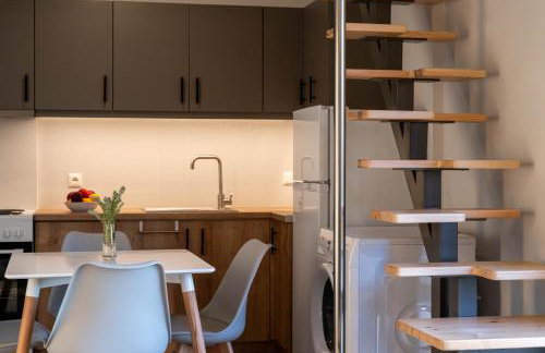 A V Luxury Apartments with Private Pools - Photo 22