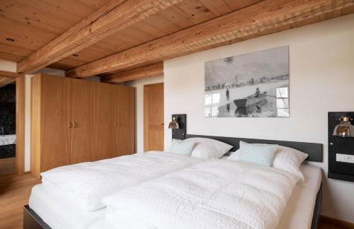 Villa Tegernsee - Exclusive Lakefront Villa with private Zirben Sauna, 4 Rooms for Family & Friends - Foto 14