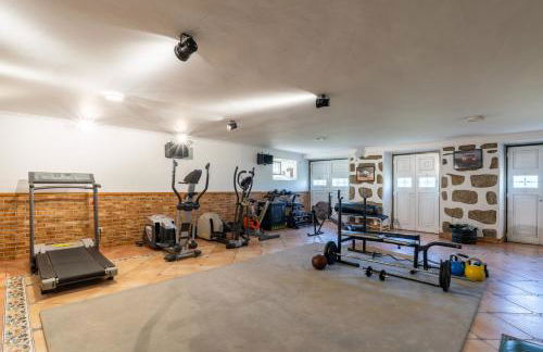 HostWise - Modern Villa & Shared Pool in Paredes - Foto 31