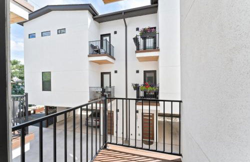 Luxe East Downtown 3BR Condo, Walk to Bars, Restaurants, Shops - Foto 39