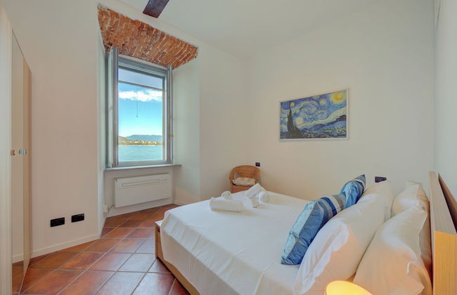 Il Nido Del Cigno Pied Dans L'eau - Photo 2