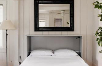 Charming Cabin with Hot Tub & Fire Pit - Foto 31