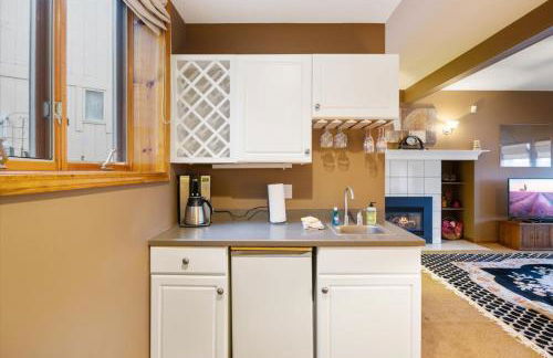 Life's Better At The Lake - Foto 23