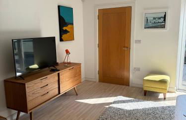 The Apartment Boscawen Woods - Photo 3