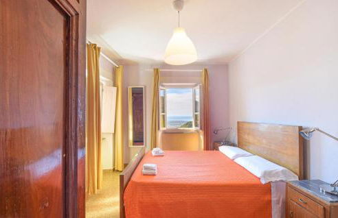 5 Bedroom Amazing Home In Fabbiano - Foto 20