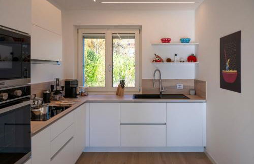 Italian Vacation Homes - Lakeview Heaven Retreat - Photo 33