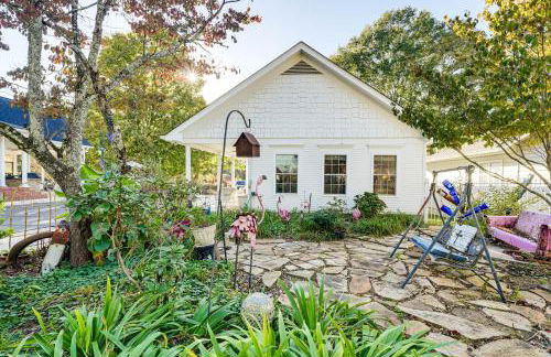 Heart of Historic Chickamauga! Chic Studio with Pool - Foto 22