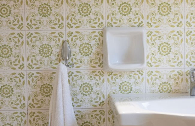 Cozy Apartment Next to Alimos Beach - Photo 17