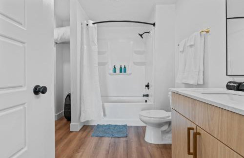 Stylish 2BR with Pool Central SLC - Great Access - Foto 6