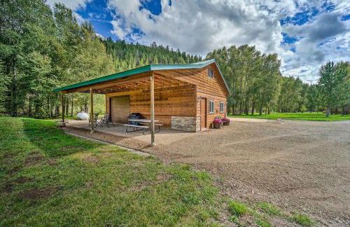 Serene Dolores Cabin with Patio and River Access! - Foto 27