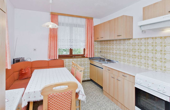 Villa in Piller Near Ski Bus & Lake - Photo 10