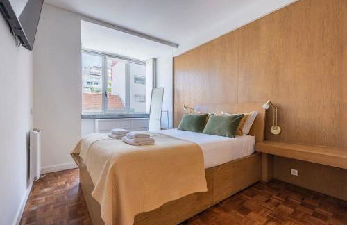 Unique Riverview Apartment - Photo 9