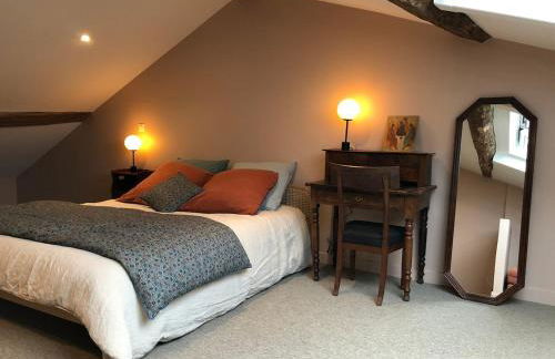 Maison d'Alice - Centre-ville de Cluny avec parking - Foto 2