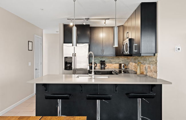 GLOBALSTAY. Modern Downtown Condos. Free parking - Photo 36