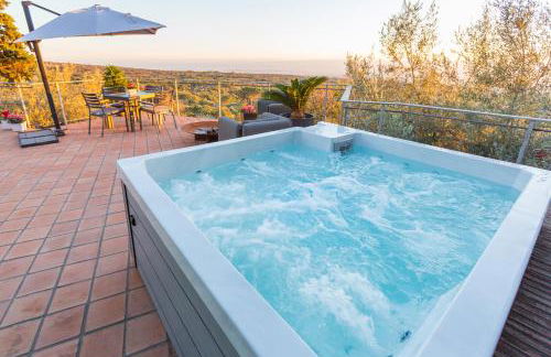 Rahal Etna Luxury Retreat- Private Heated Jacuzzi 98F & Infinity Pool - Foto 8