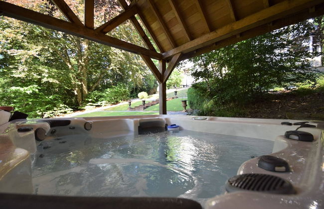 Vintage Villa with Hot Tub & Infrared Sauna in Ardennes - Photo 32