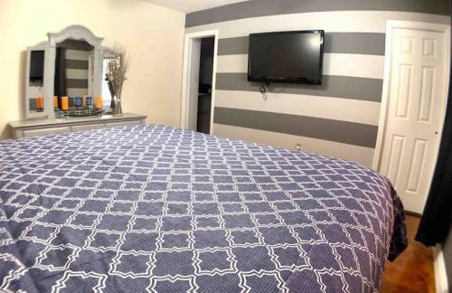 HOME AWAY FROM HOME Near Airport and Malls and Highways - Photo 27