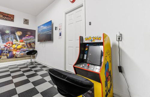 12 Min to Disney Heated Pool Family-Friendly BBQ Game Room & Sleeps 16 Guests - Foto 45