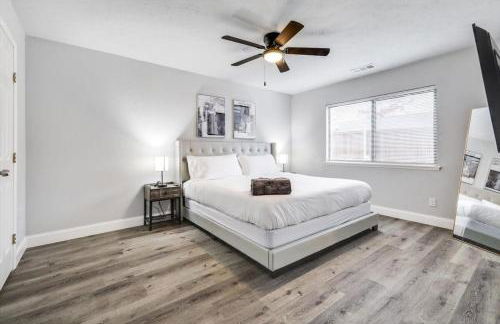 Luxurious 5BR 2BA Holiday Home with Pool, Grill, Sauna & Game Room - Foto 11